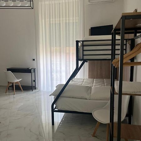 B&B Garibaldi Road Napoli Esterno foto