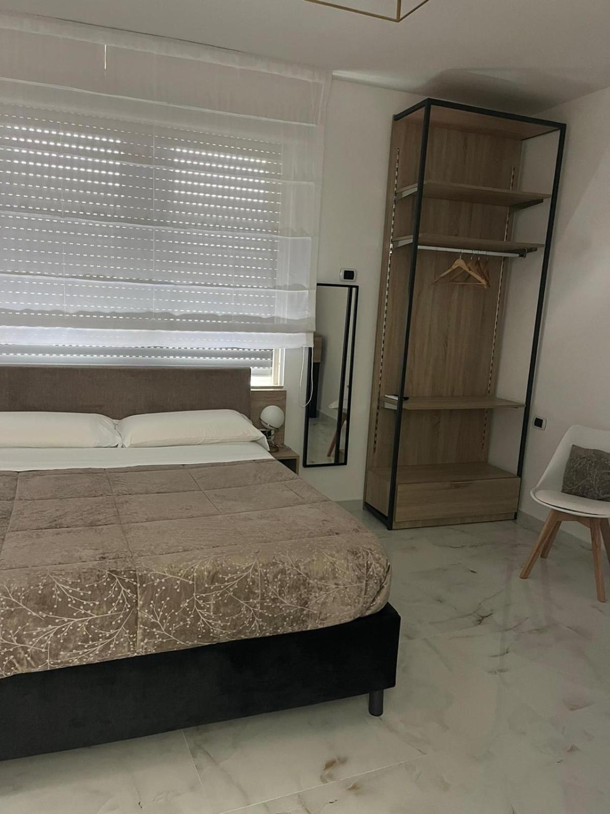 B&B Garibaldi Road Napoli Esterno foto